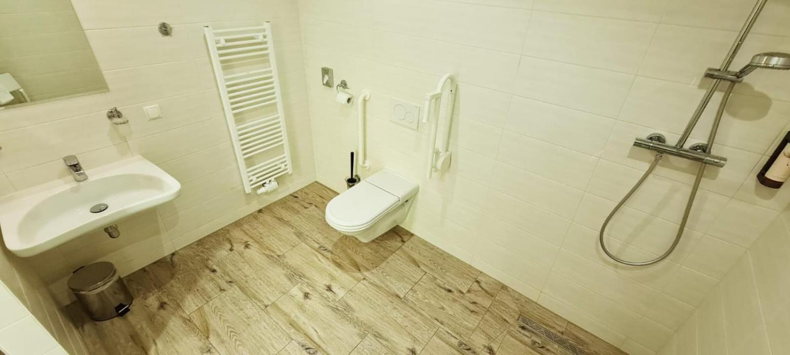Kurhotel Renona Rehabilitation Земмеринг Номер фото
